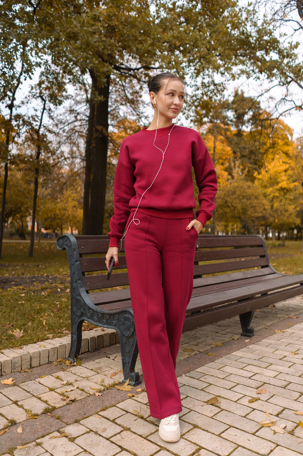 Бордо костюм з Світшотом і брюками палаццо