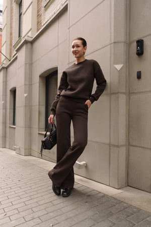Шоколадний костюм з Світшотом і брюками палаццо