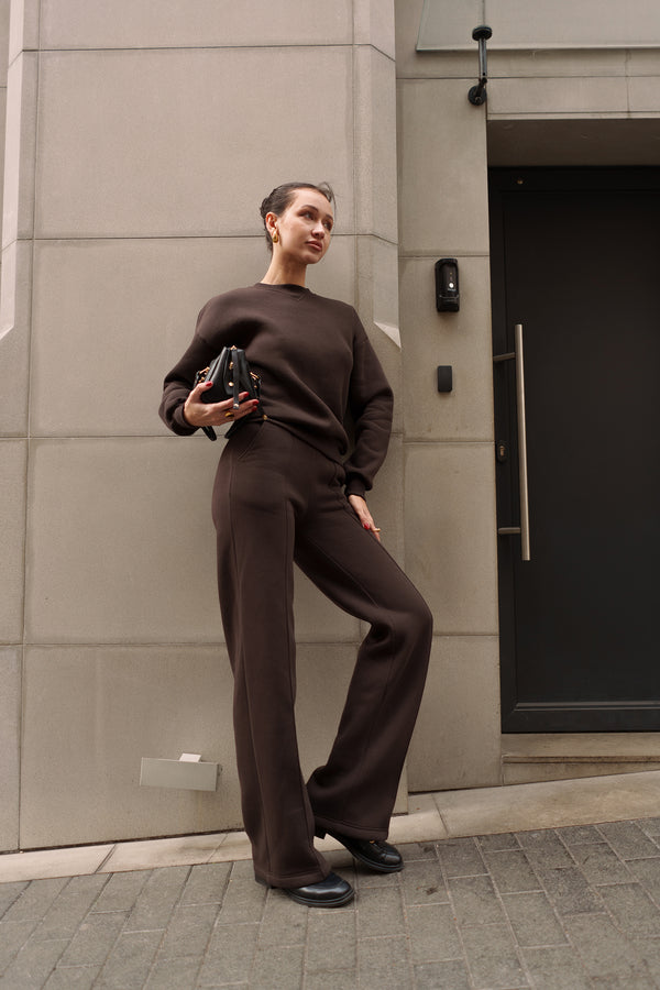 Шоколадний костюм з Світшотом і брюками палаццо