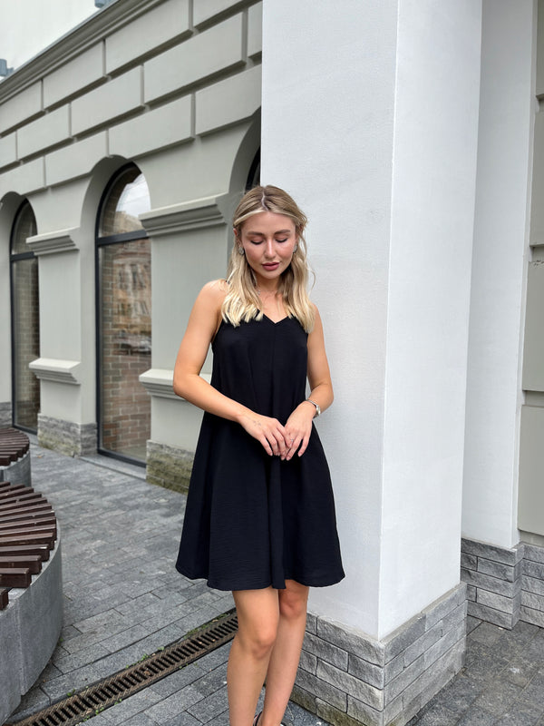 Чорна Сукня Alina