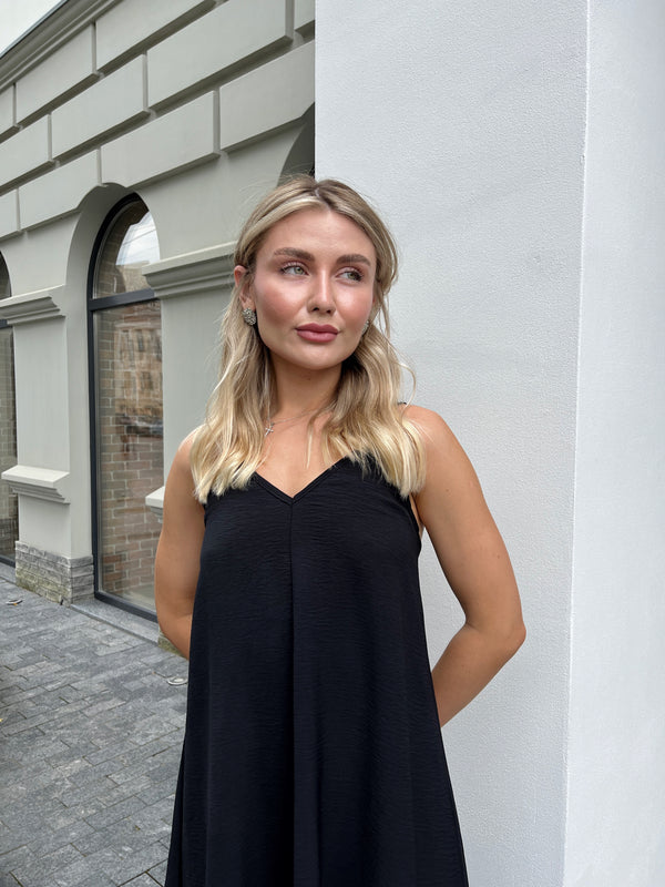 Чорна Сукня Alina