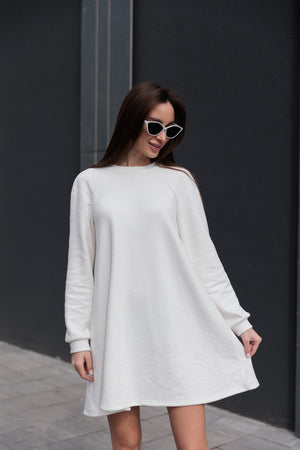 Молочна сукня міні Sofi з довгим рукавом