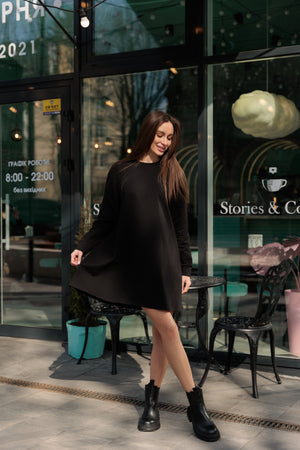 Чорна сукня міні Sofi з довгим рукавом