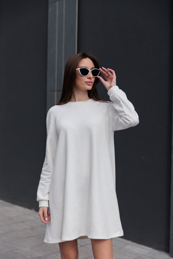 Молочна сукня міні Sofi з довгим рукавом