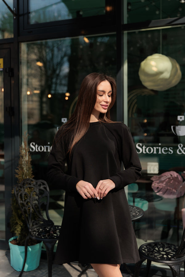 Чорна сукня міні Sofi з довгим рукавом